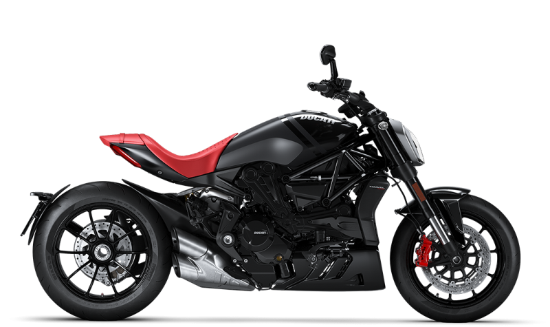 XDiavel-Nera-SM-MY22-Model-Preview-1050x650